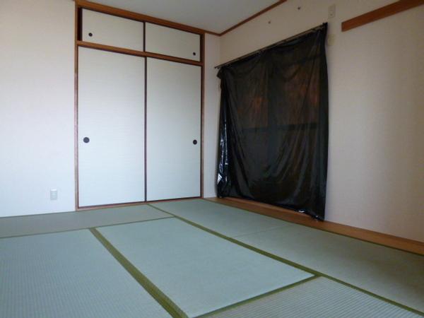 サンプラザ湯里南