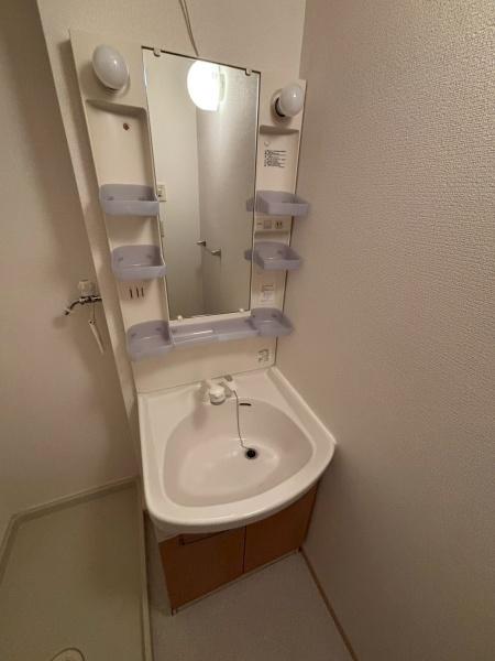 エクレール鷹合