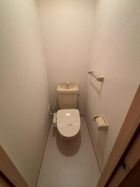 エクレール鷹合