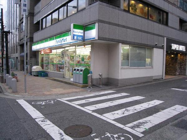 スプランディッド神戸北野(ファミリーマート柳屋加納町二丁目店)