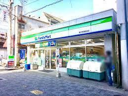 メゾン・ド・アクトゥール(ファミリーマート春日野道駅前店)