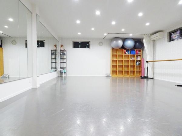 岸和田市下松町１丁目貸家