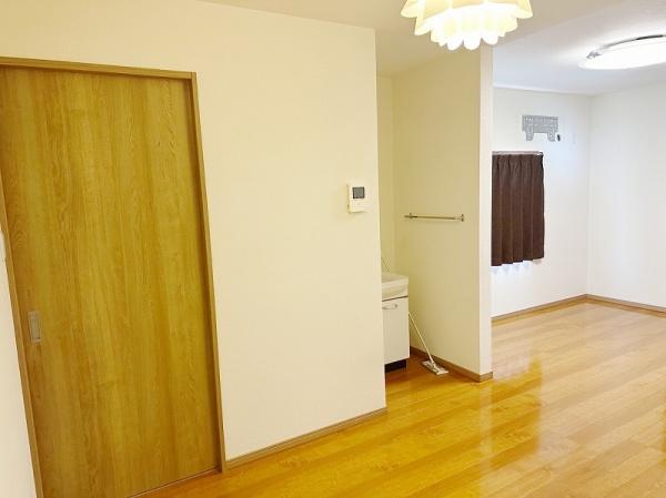 磯上町店舗
