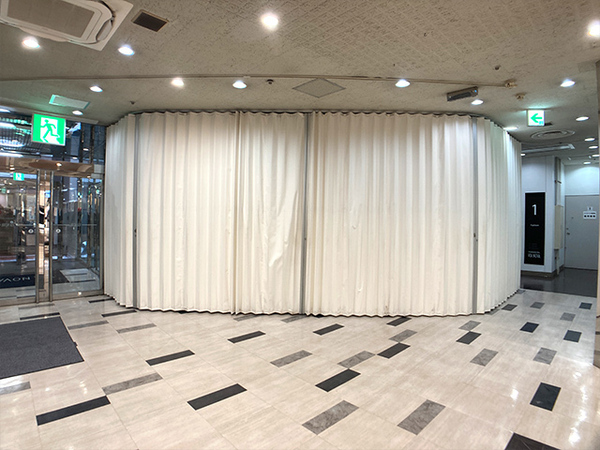 八戸市十三日町　ヴィアノヴァビル１階　貸店舗　000158（K）