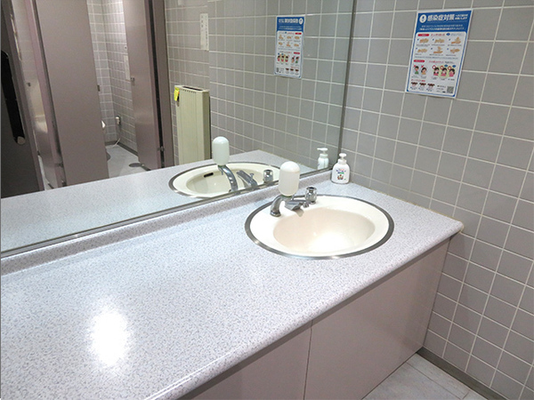 八戸市十三日町　フラワーエイトビル6階　貸店舗・事務所　000173（K）