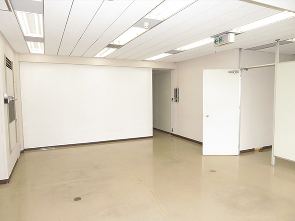 八戸市十八日町　カーニープレイス八戸6階　貸店舗・事務所