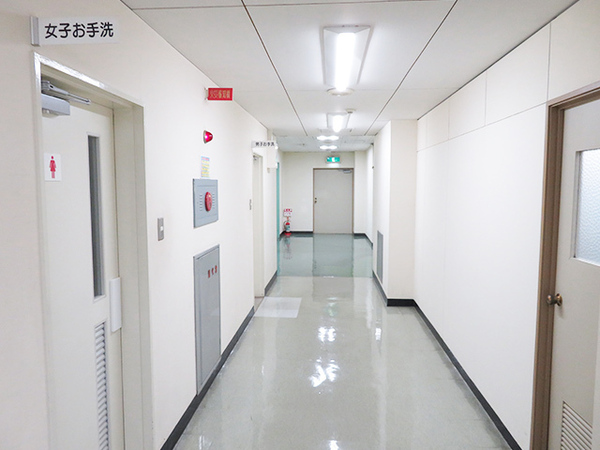 八戸市八日町　第一ビル4階　貸事務所・店舗A　000206（K）