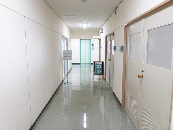 八戸市八日町　第一ビル4階　貸事務所・店舗A　000206（K）