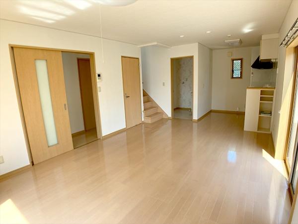 八戸市石堂一丁目　貸家　カーサ石堂B棟　000228