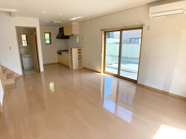 八戸市石堂一丁目　貸家　カーサ石堂B棟　000228