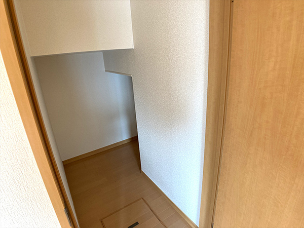 八戸市石堂一丁目　貸家　カーサ石堂B棟　000228