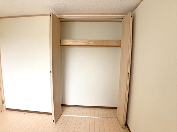 八戸市柏崎四丁目　レグルス・102号室　000249