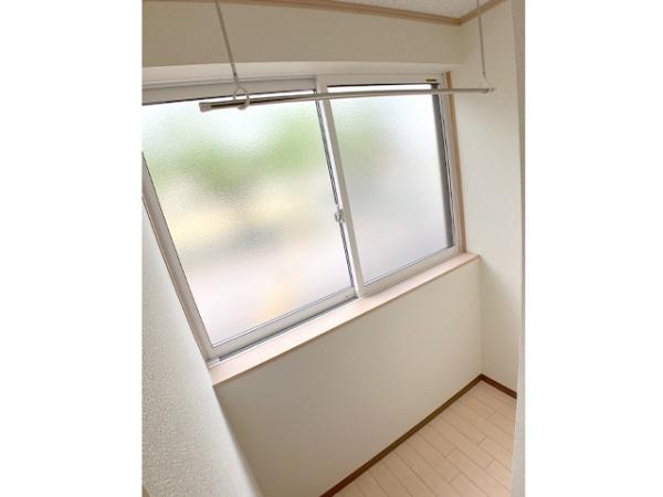 八戸市柏崎四丁目　レグルス・102号室　000249