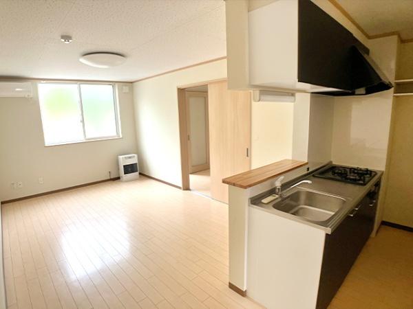 八戸市柏崎四丁目　レグルス・102号室　000249