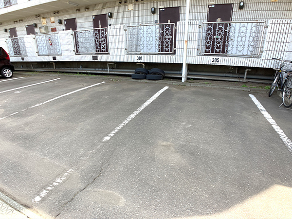 八戸市青葉二丁目 のづきマンション・105号室 000253(駐車場)