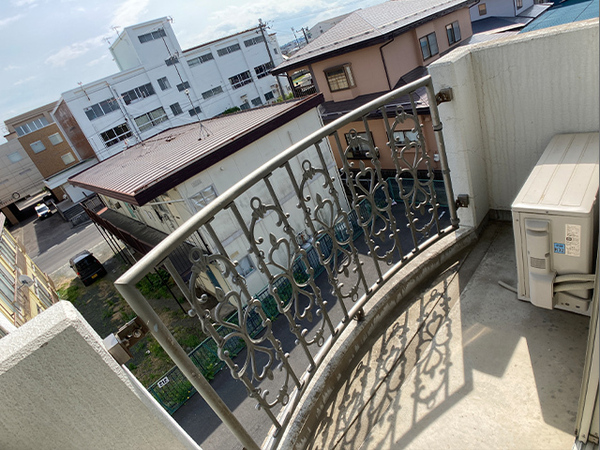 八戸市青葉二丁目　のづきマンション・301号室　000258