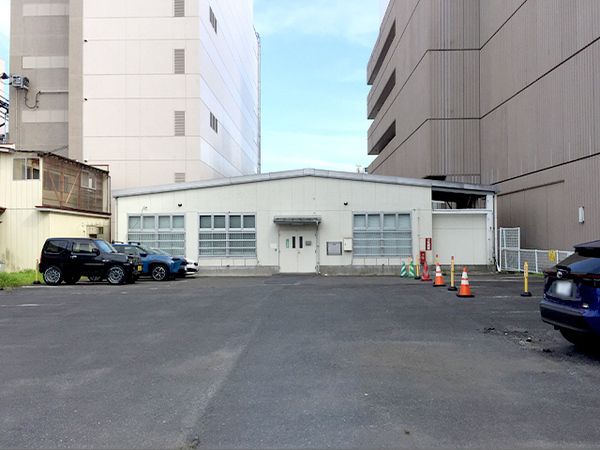 八戸市十三日町　貸店舗・事務所　000277（K）