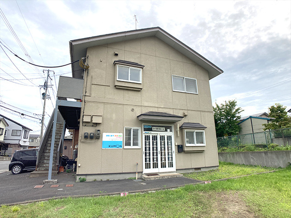 八戸市長根三丁目　メゾンパームB号　000283