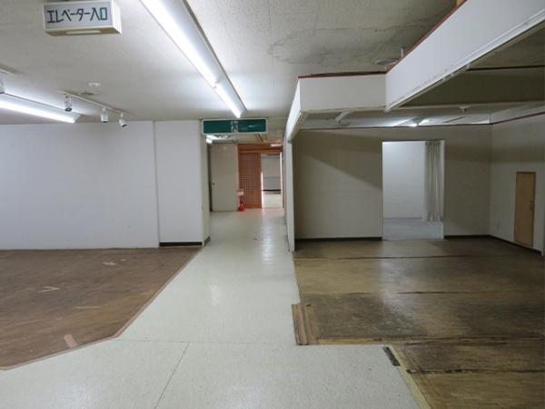 八戸市大丸廿三日町ビル3階　貸店舗・事務所　000321