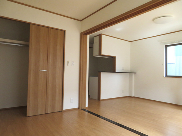 八戸市田向二丁目　田向.com・201号室　000093