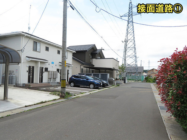 八戸市田向二丁目　田向.com・201号室　000093