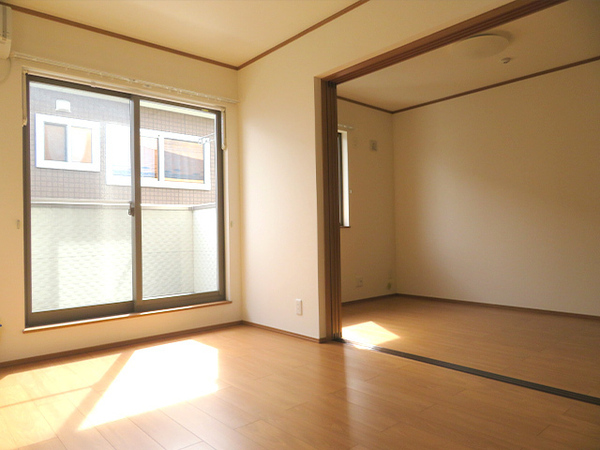 八戸市田向二丁目　田向.com・201号室　000093