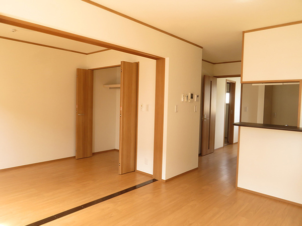八戸市田向二丁目　田向.com・201号室　000093