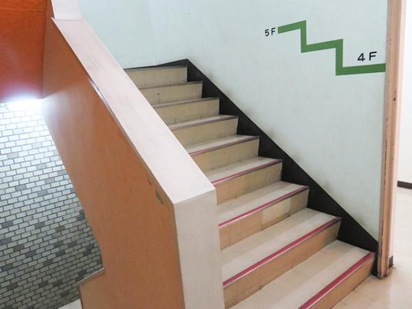 八戸市番町　のだビル4階・20号室　貸店舗・事務所　000329（K）