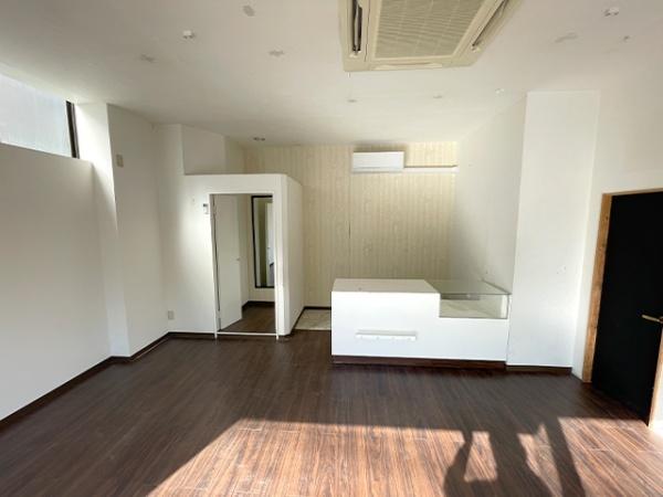 八戸市鳥屋部町　貸店舗　000370（K）