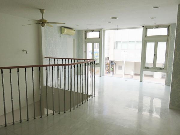 八戸市三日町　ハシトクビル　貸店舗（一戸建）000372（K）
