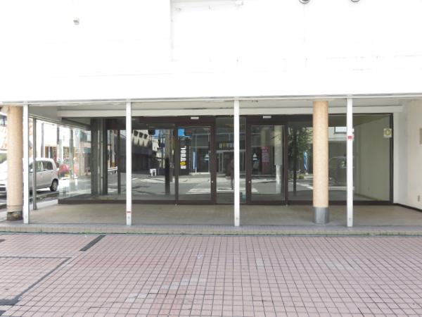 八戸市十三日町　ウシジマビル1階3号室　貸店舗・事務所（区分）000373（K）
