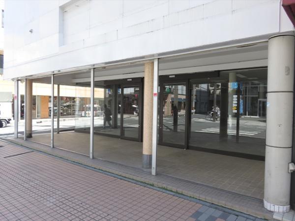 八戸市十三日町　ウシジマビル1階3号室　貸店舗・事務所（区分）000373（K）