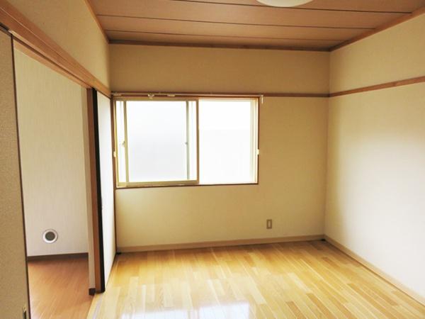 八戸市類家一丁目　コーポエイコー・102号室　000374