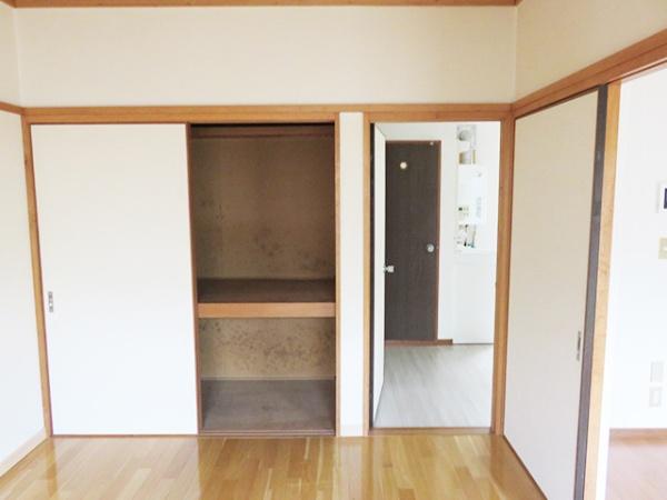 八戸市類家一丁目　コーポエイコー・102号室　000374