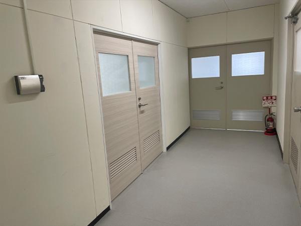 八戸市八日町　第一ビル5階　貸事務所・店舗B　000376（K）