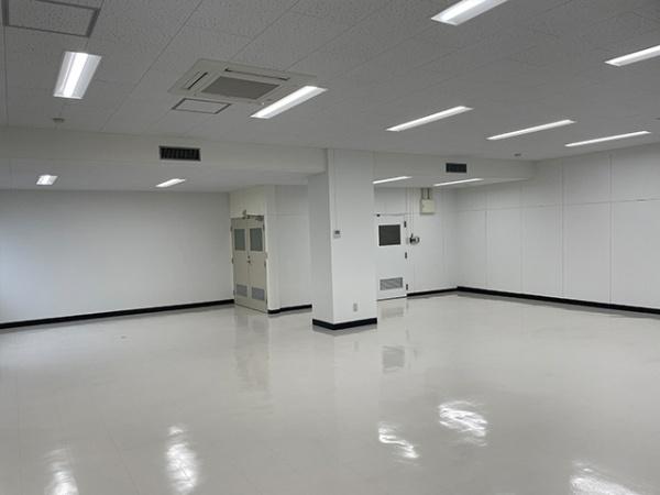 八戸市八日町　第一ビル5階　貸事務所・店舗B　000376（K）
