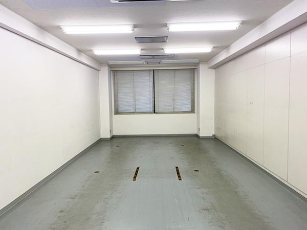 八戸市十八日町　ジブラルタ八戸ビル6階　貸事務所（一区画B）