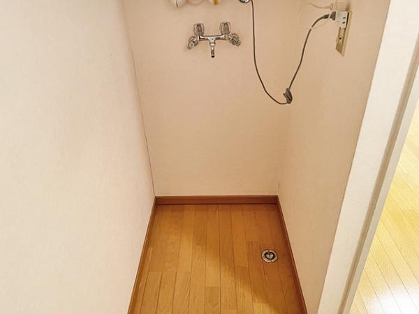 八戸市番町　名久井サンポートビル3階・303号室