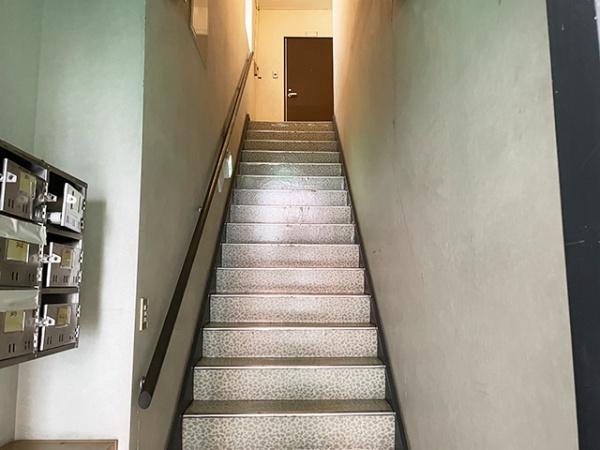 八戸市番町　名久井サンポートビル3階・303号室