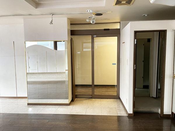 八戸市番町　のだビル1階・9号室　貸店舗　000397（K）