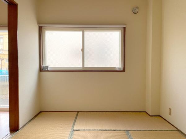八戸市鳥屋部町　メゾン太陽・B号室　000398
