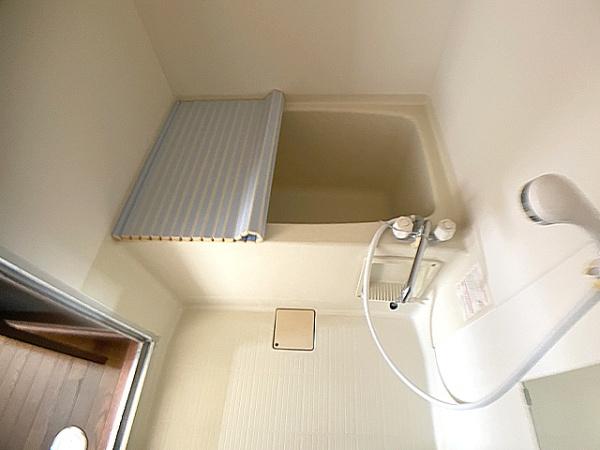 八戸市類家一丁目　コーポエイコー・201号室　000403