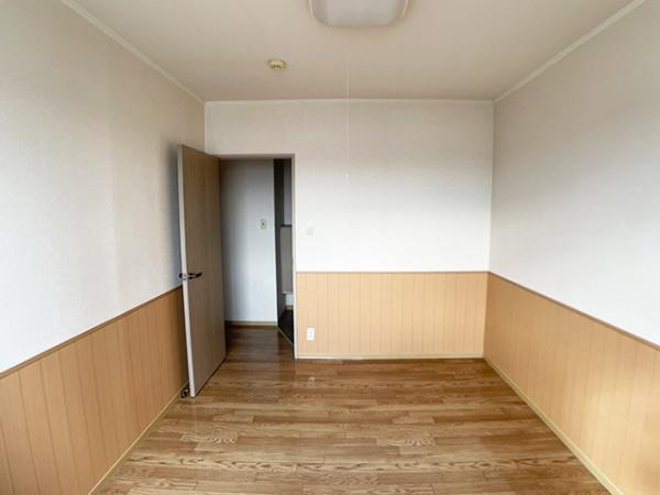 八戸市新井田西三丁目　セジュールトータス・102号室
