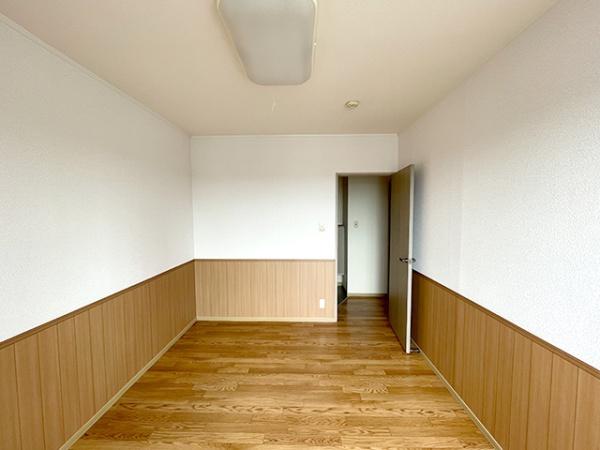 八戸市新井田西三丁目　セジュールトータス・203号室