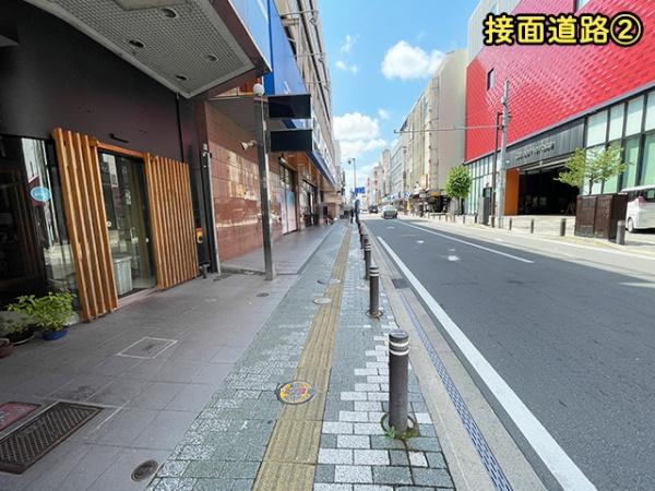 八戸市六日町　貸店舗・事務所（区分）M亀井ビル2階　000414（K）