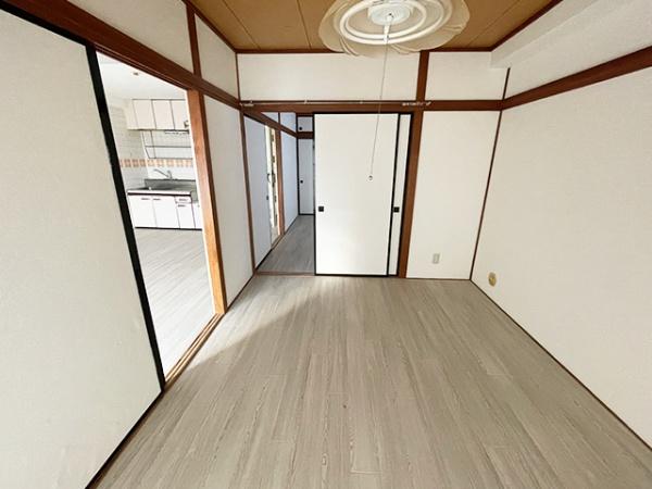 八戸市柏崎一丁目　ロイヤルマンション柏崎8階　賃貸マンション