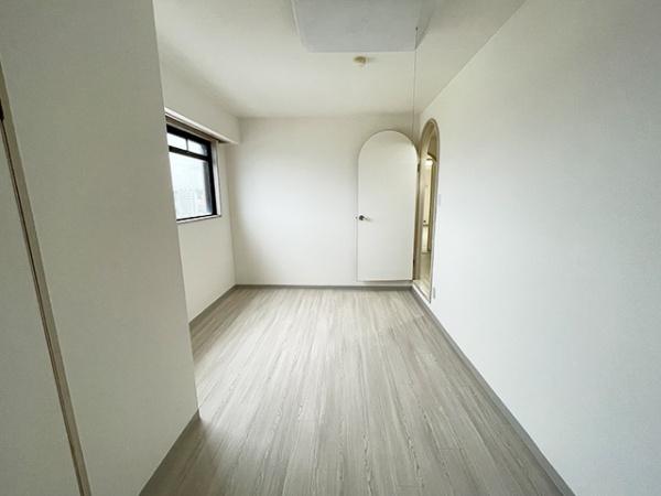 八戸市柏崎一丁目　ロイヤルマンション柏崎8階　賃貸マンション