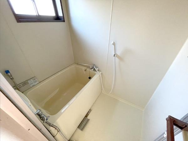 八戸市青葉三丁目 アイルーム・A号室 000421(バス)