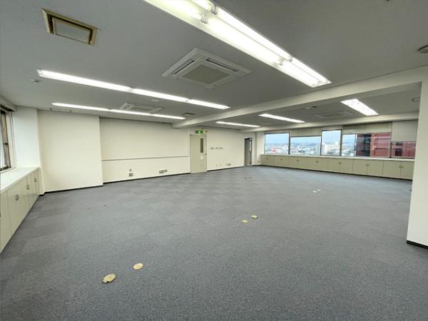 八戸市柏崎一丁目　シエナビル5階　貸店舗・事務所（区分）000424（K）