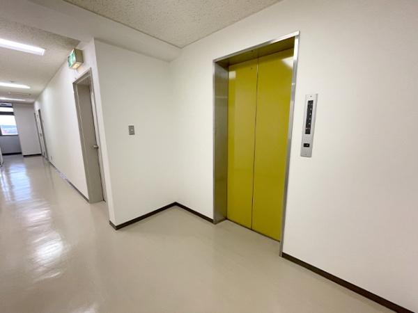 八戸市柏崎一丁目　シエナビル5階　貸店舗・事務所（区分）000424（K）